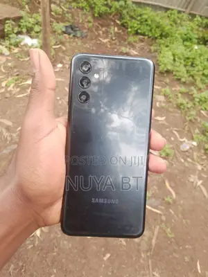 Samsung Galaxy M13 64 GB Black