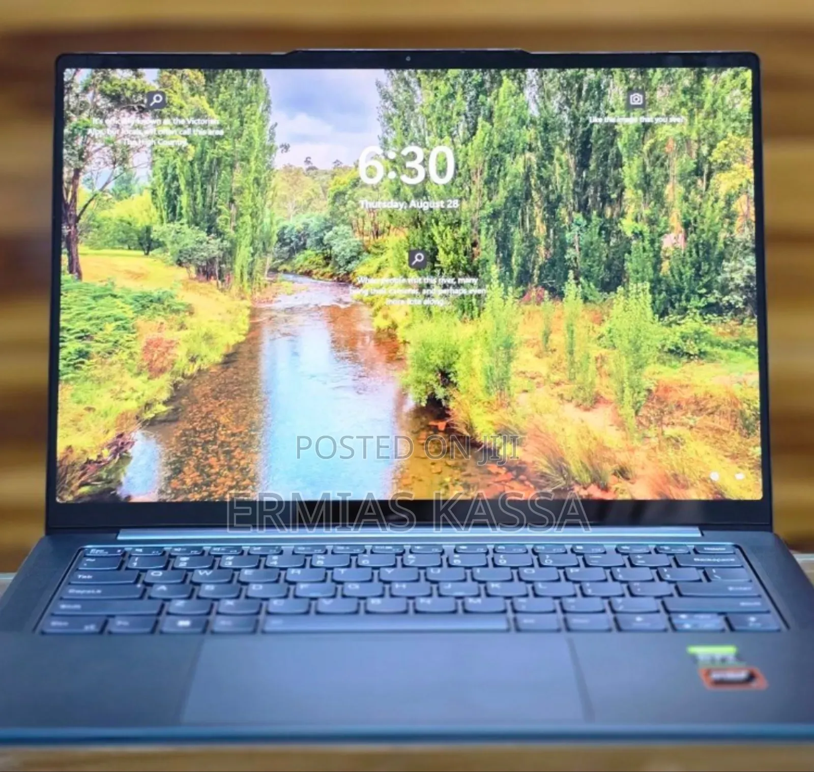 New Laptop Lenovo Yoga 700 32GB AMD Ryzen 7 SSD 1T