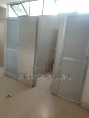 Complex Apartiment Rent for Spa Beuty Salon Grossery and Other