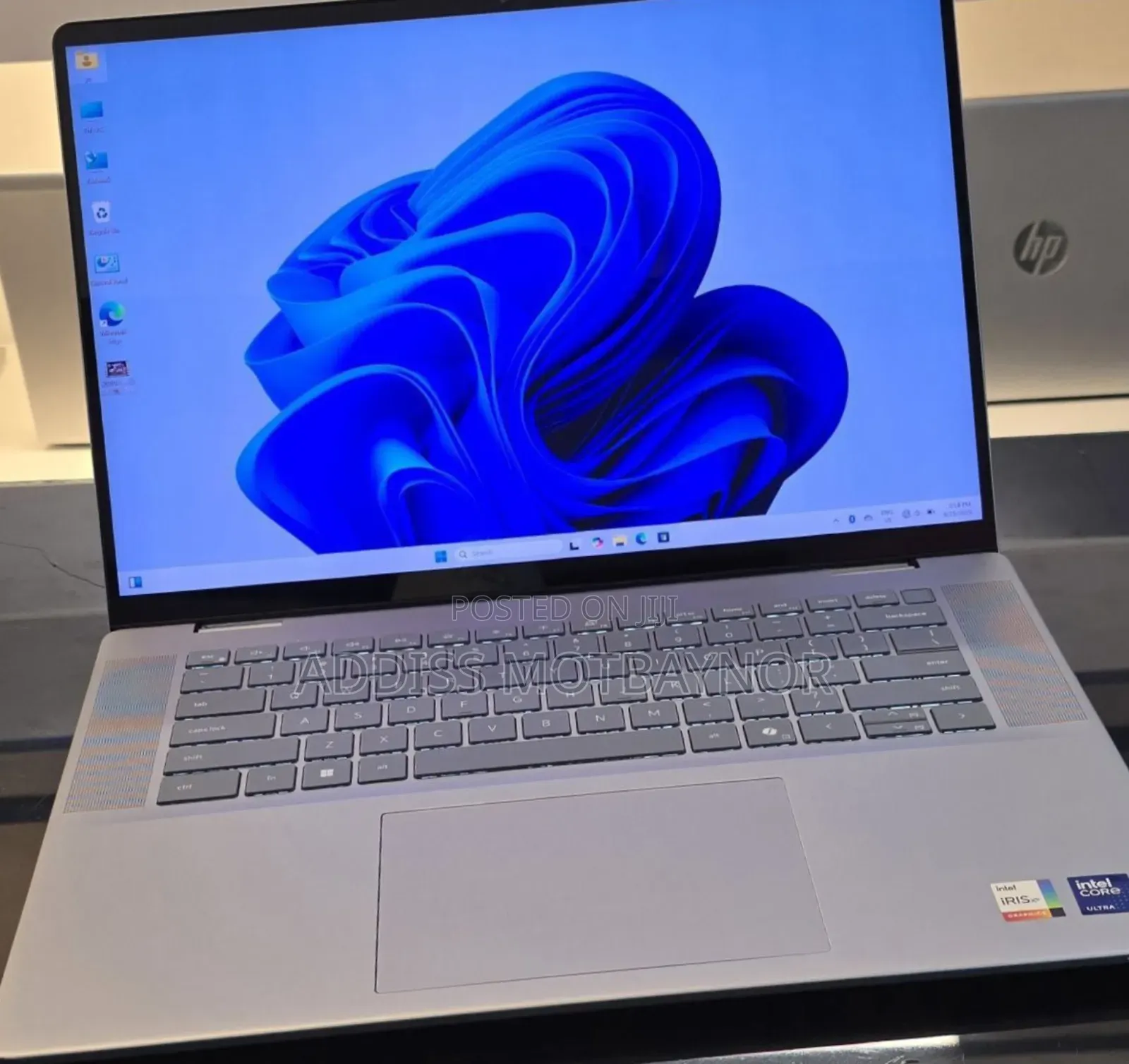 New Laptop Dell Inspiron 15 16GB Intel Core Ultra 7 SSD 1T