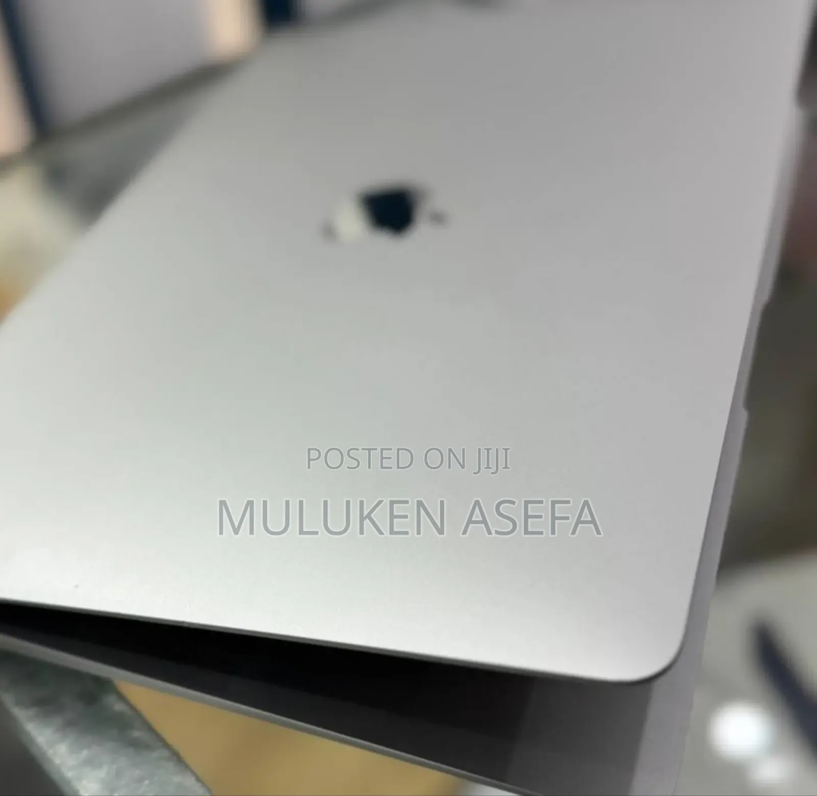 New Laptop Apple MacBook Air 2020 M1 8GB Apple M1 HDD 128GB