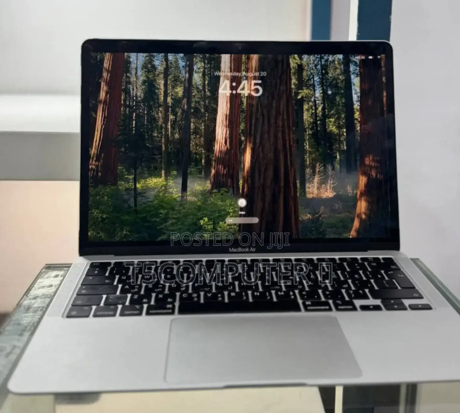 New Laptop Apple MacBook Air 2020 M1 8GB Apple M1 SSD 256GB