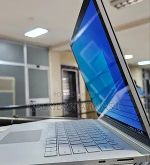 New Laptop Microsoft Surface Book 3 16GB Intel Core i7 SSD 256GB