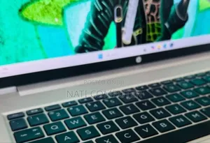 New Laptop HP Pavilion 15 16GB Apple M4 Pro SSD 1T