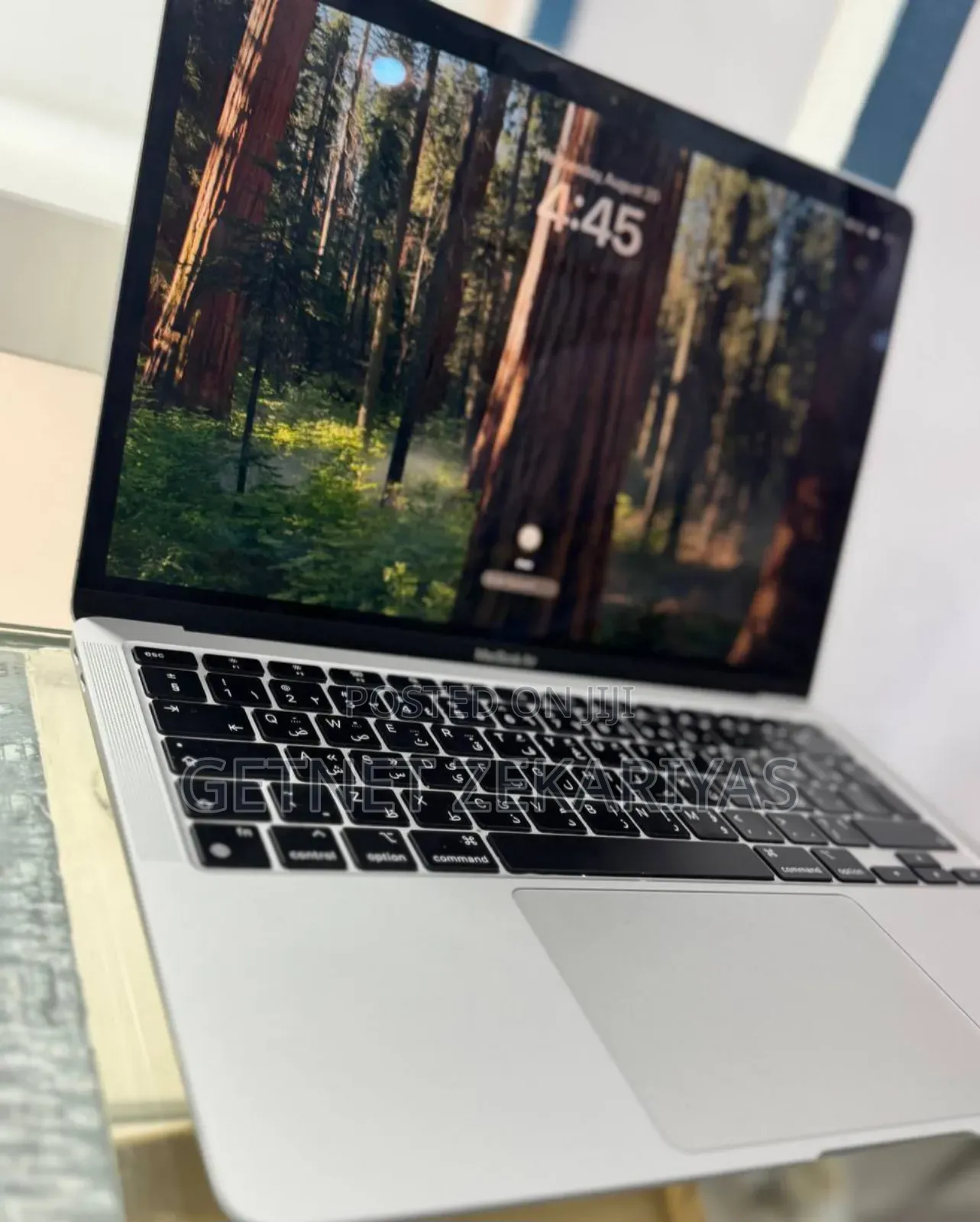 New Laptop Apple MacBook Air 2020 M1 8GB Apple M1 SSD 256GB