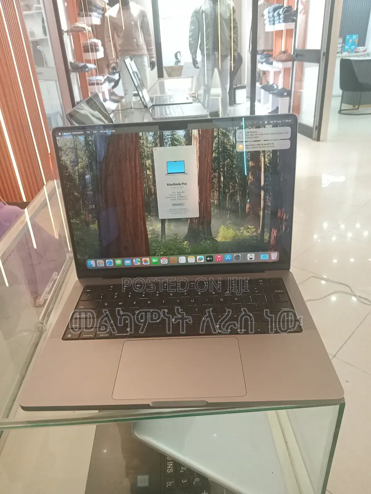 New Laptop Apple MacBook Pro 2024 M3 14-Inch 8GB Apple M3 SSD 512GB