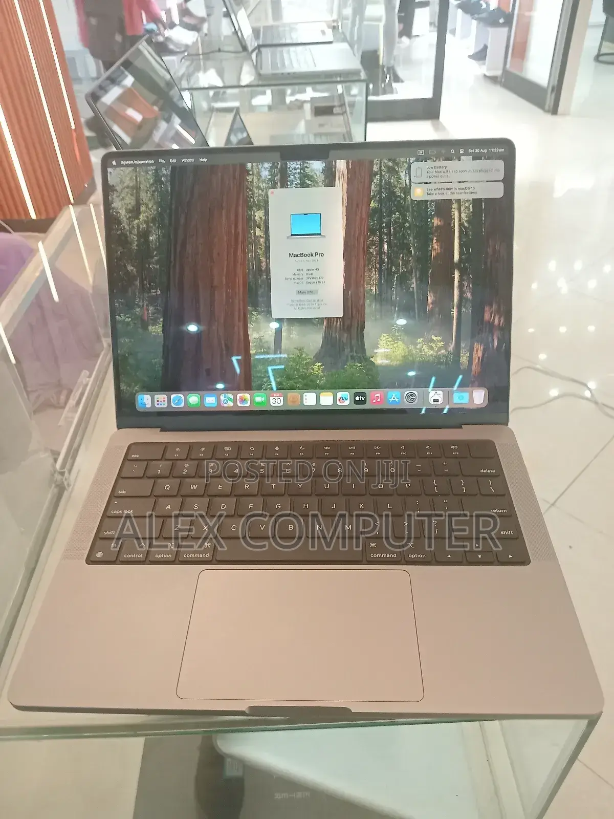 New Laptop Apple MacBook Pro 2024 M3 14-Inch 8GB Apple M3 SSD 512GB