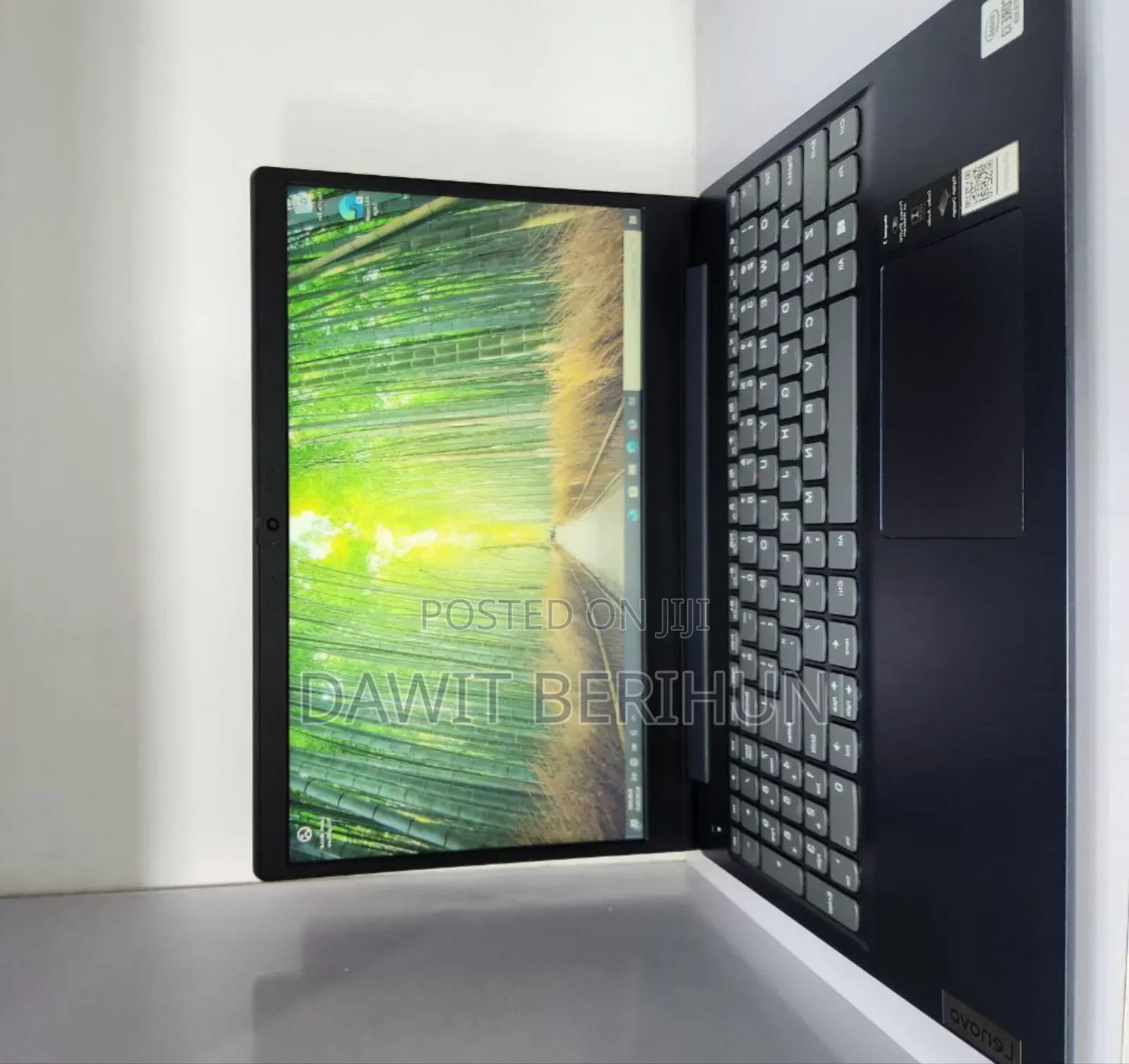 New Laptop Lenovo Ideapad 3 8GB Intel Core I3 SSD 256GB