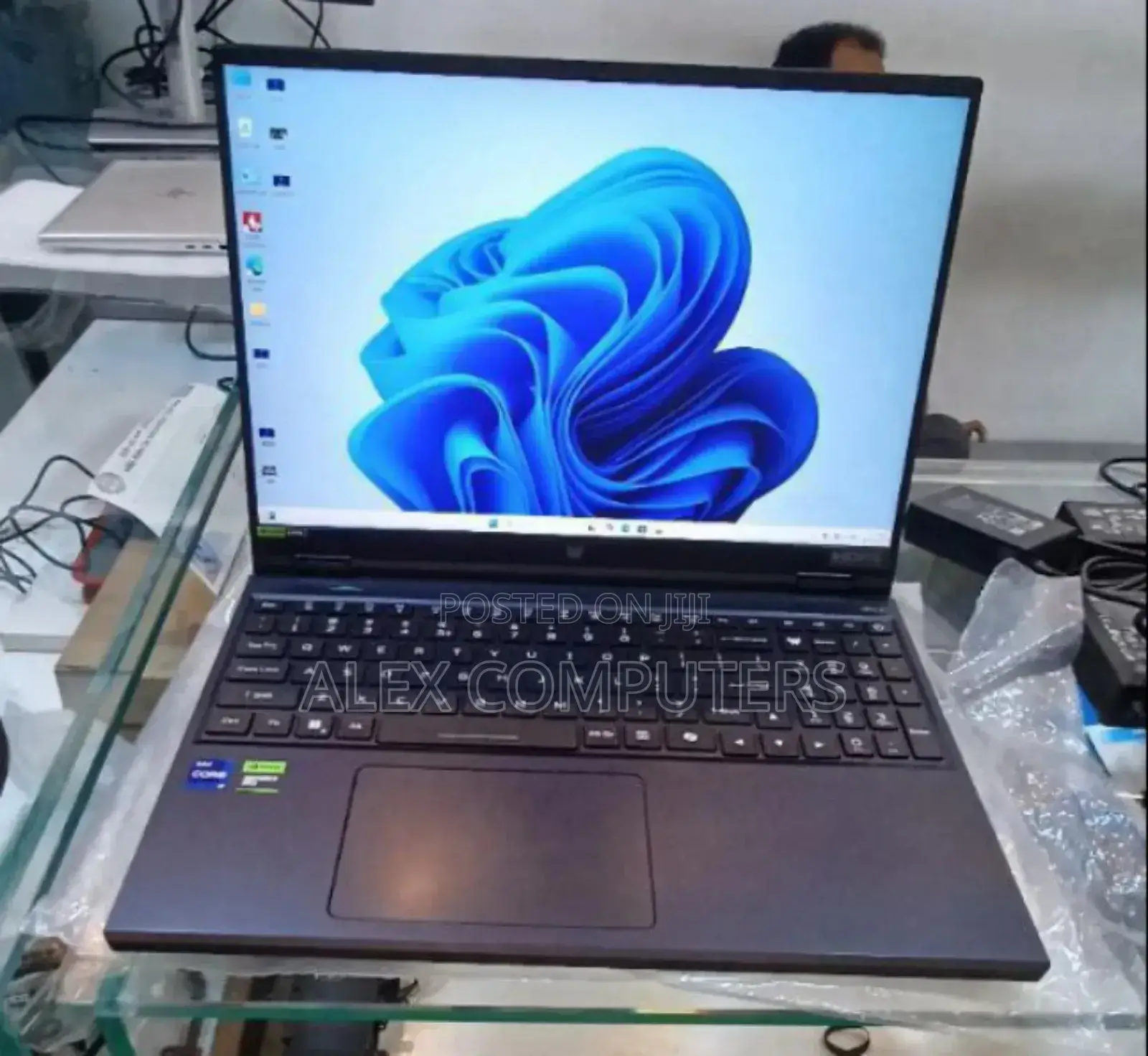 New Laptop Acer Predator Helios 300 16GB Intel Core i9 SSD 1T