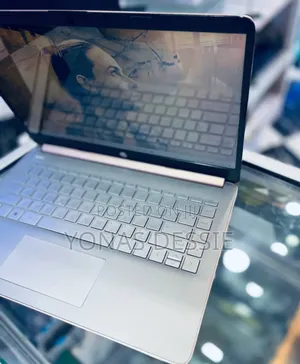 New Laptop HP Stream Notebook 4GB Intel Celeron SSD 60GB