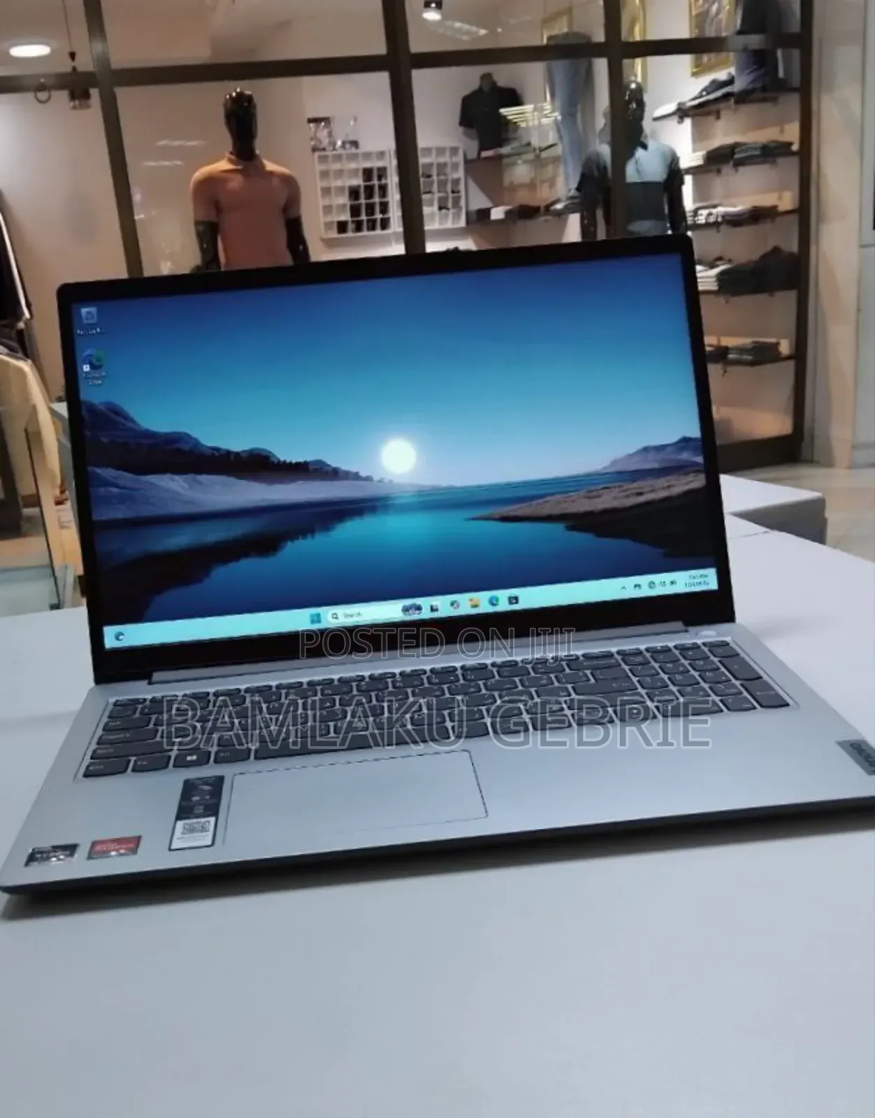 New Laptop Lenovo IdeaPad Z575 8GB AMD Ryzen 5 SSD 512GB