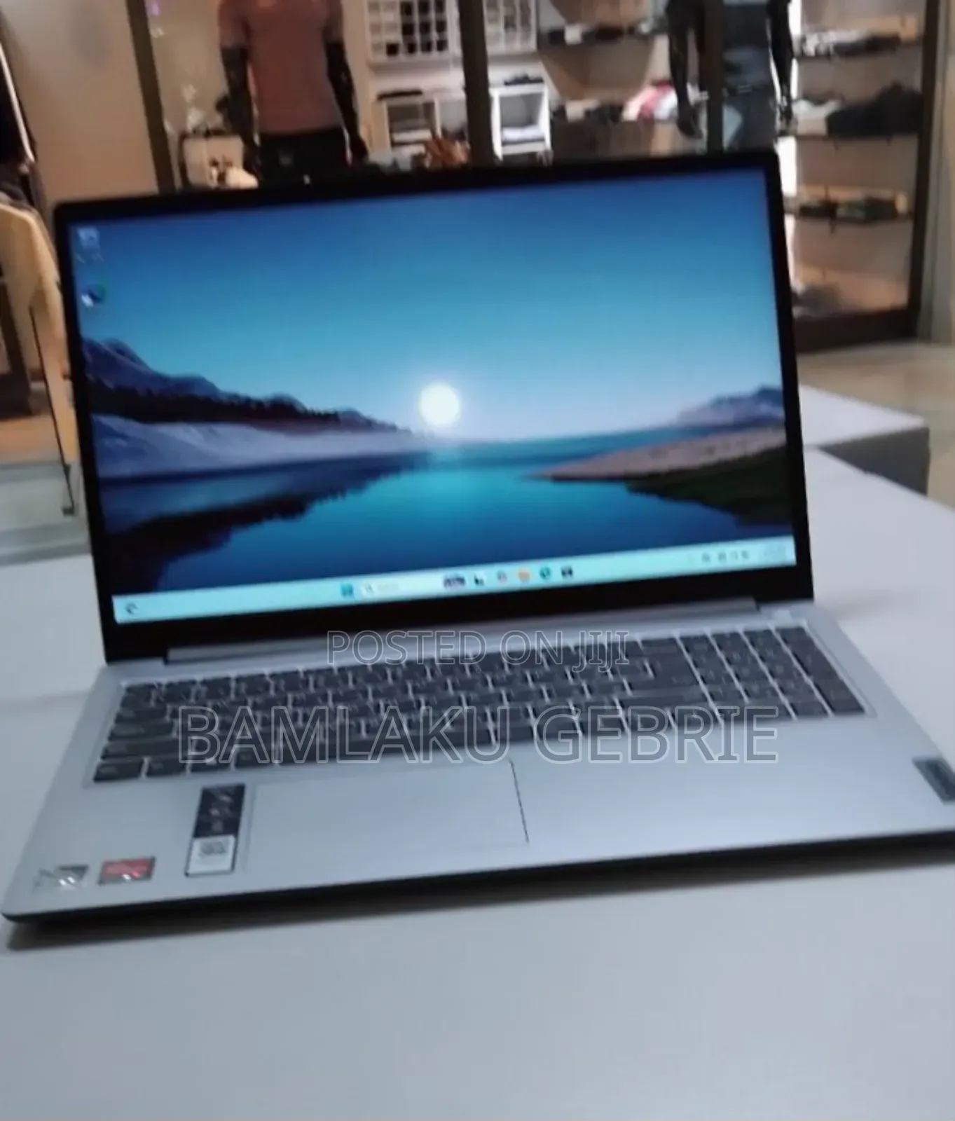 New Laptop Lenovo IdeaPad Z575 8GB AMD Ryzen 5 SSD 512GB