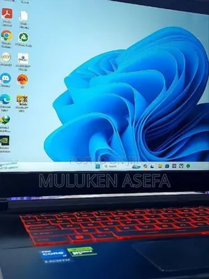 New Laptop MSI GE66 Raider 16GB Intel Core I7 SSD 1T