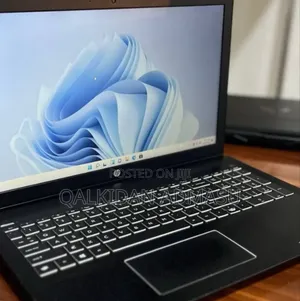 New Laptop HP Pavilion 10 8GB Intel Core I7 SSD 256GB