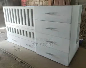 ውብ ዲዛይን የተሰራ ልጆች አልጋ