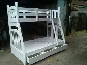 የ ልጆች ተደራራቢ አልጋ