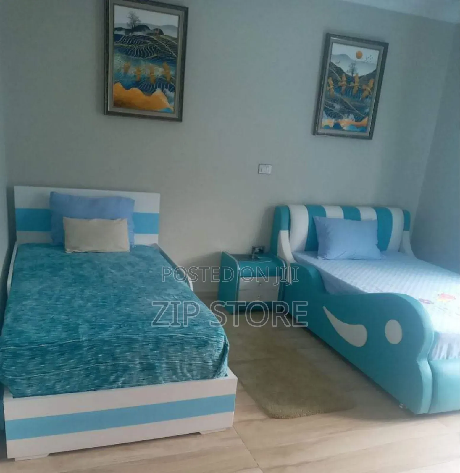 የ ልጆች ተደራራቢ አልጋ