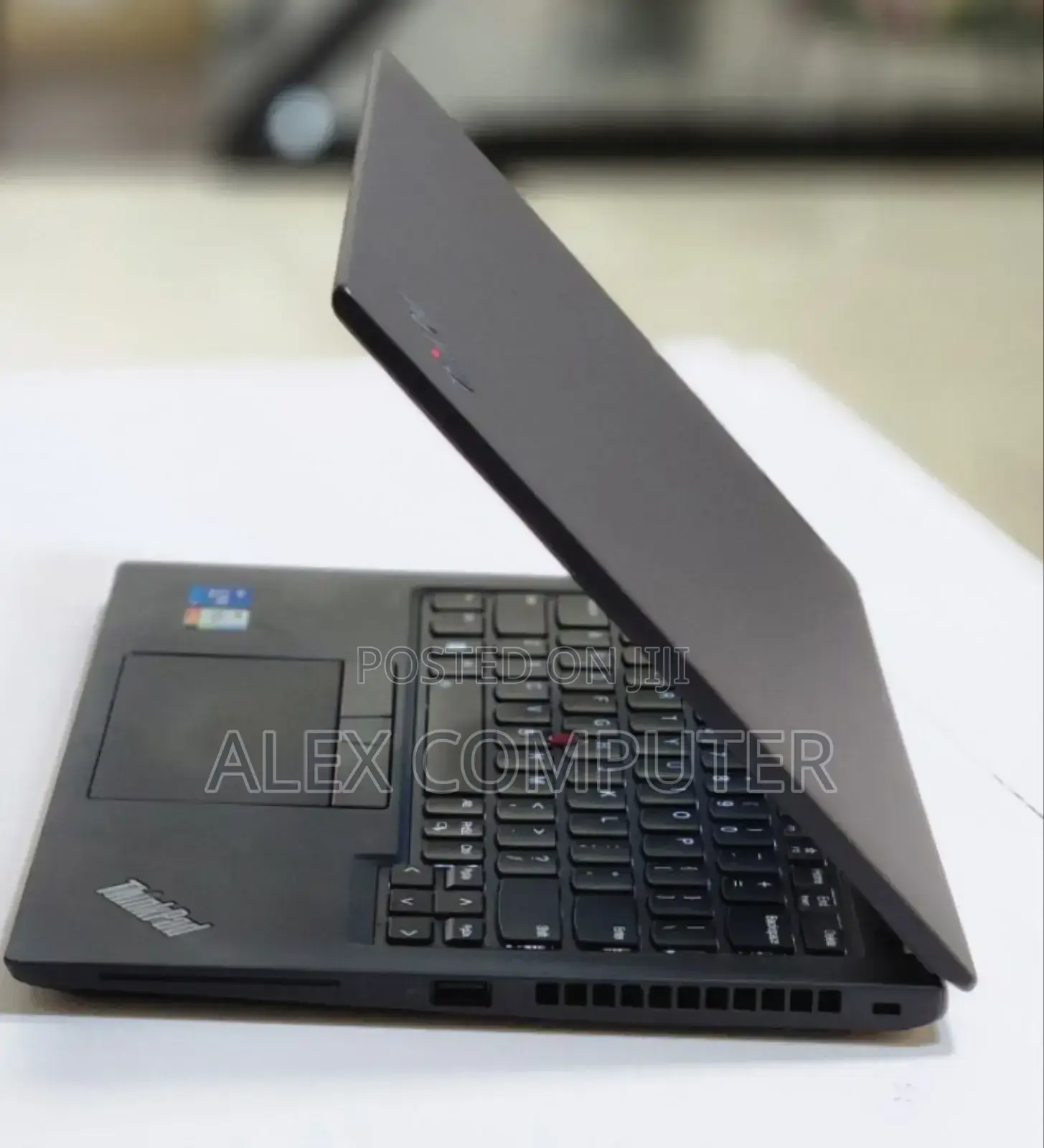 New Laptop Lenovo ThinkPad X13 Gen 2 16GB Intel Core I5 SSD 512GB