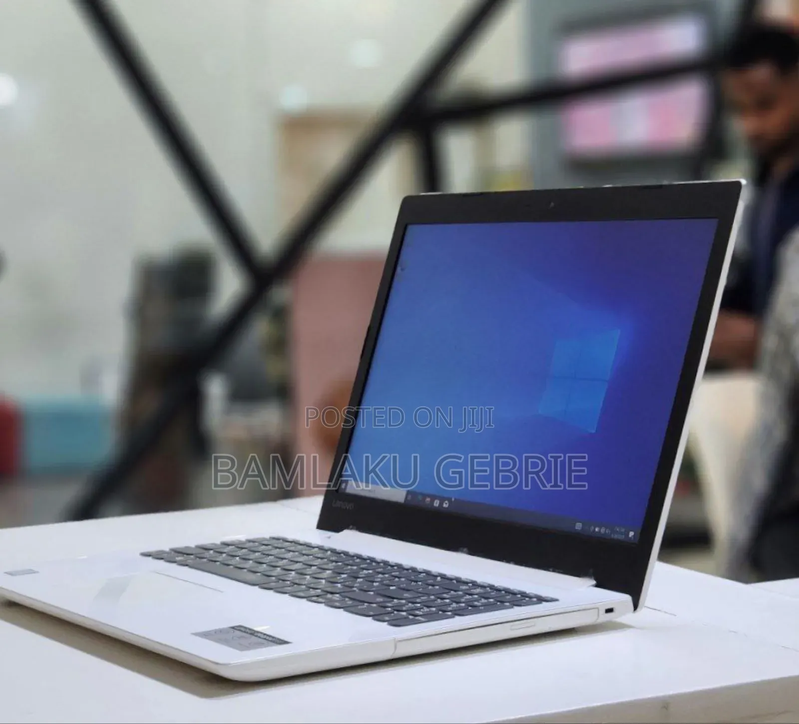 New Laptop Lenovo IdeaPad 330 8GB Intel Core I5 SSD 1.5T