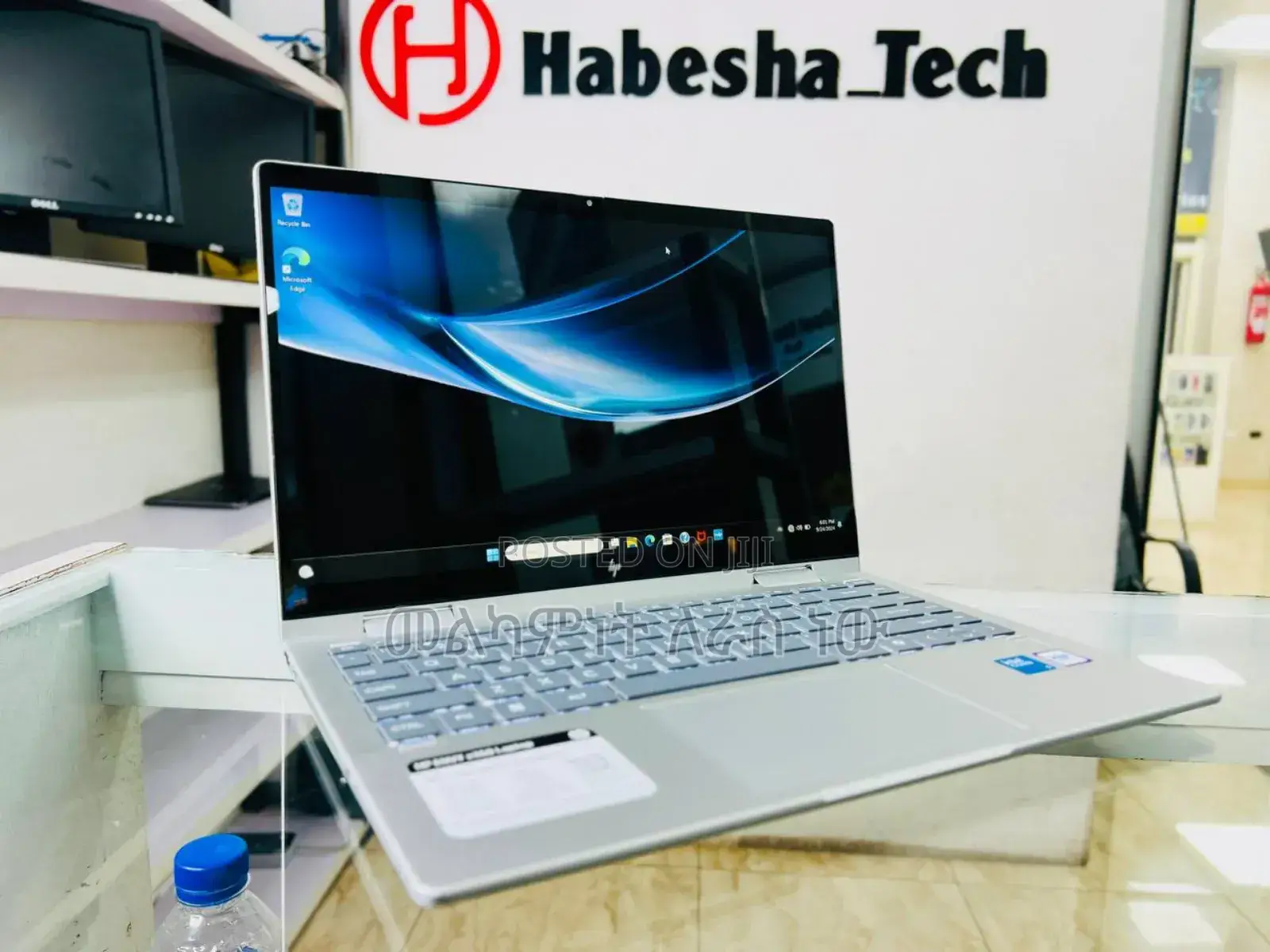 New Laptop HP Envy X360 8GB SSD 512GB