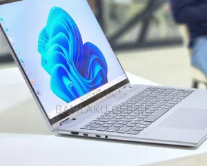 New Laptop Lenovo Yoga 7i 16GB Intel Core I7 SSD 512GB