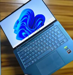 Photo - New Laptop Lenovo Yoga 2 32GB AMD Ryzen 7 SSD 1T