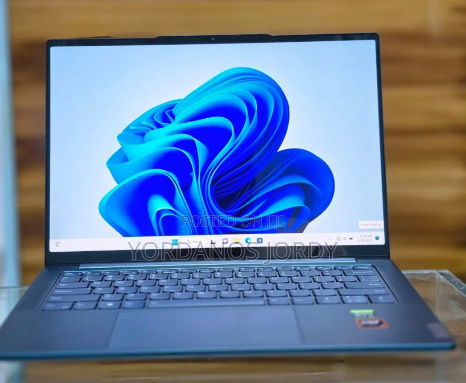 New Laptop Lenovo Yoga 2 32GB AMD Ryzen 7 SSD 1T