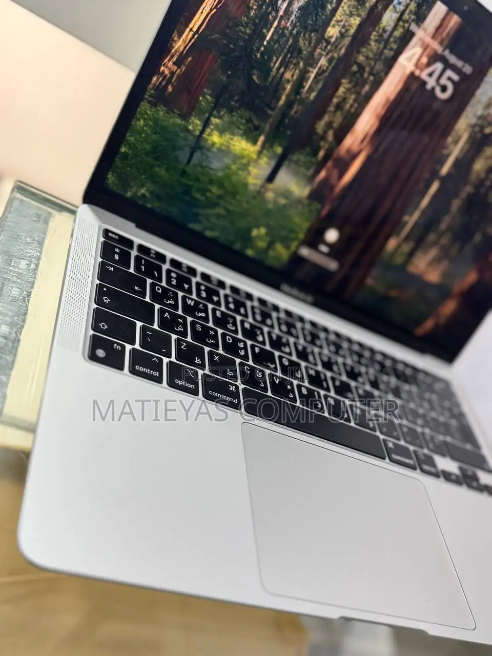 New Laptop Apple MacBook Air 2020 M1 8GB Apple M1 SSD 256GB