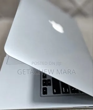 New Laptop Apple MacBook Air 2017 8GB Intel Core I5 SSD 256GB