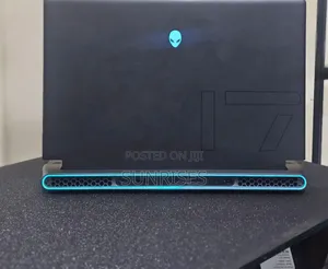 Photo - New Laptop Alienware M17x R2 16GB AMD Ryzen 7 SSD 1T