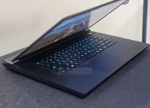 New Laptop Alienware M17x R2 16GB AMD Ryzen 7 SSD 1T