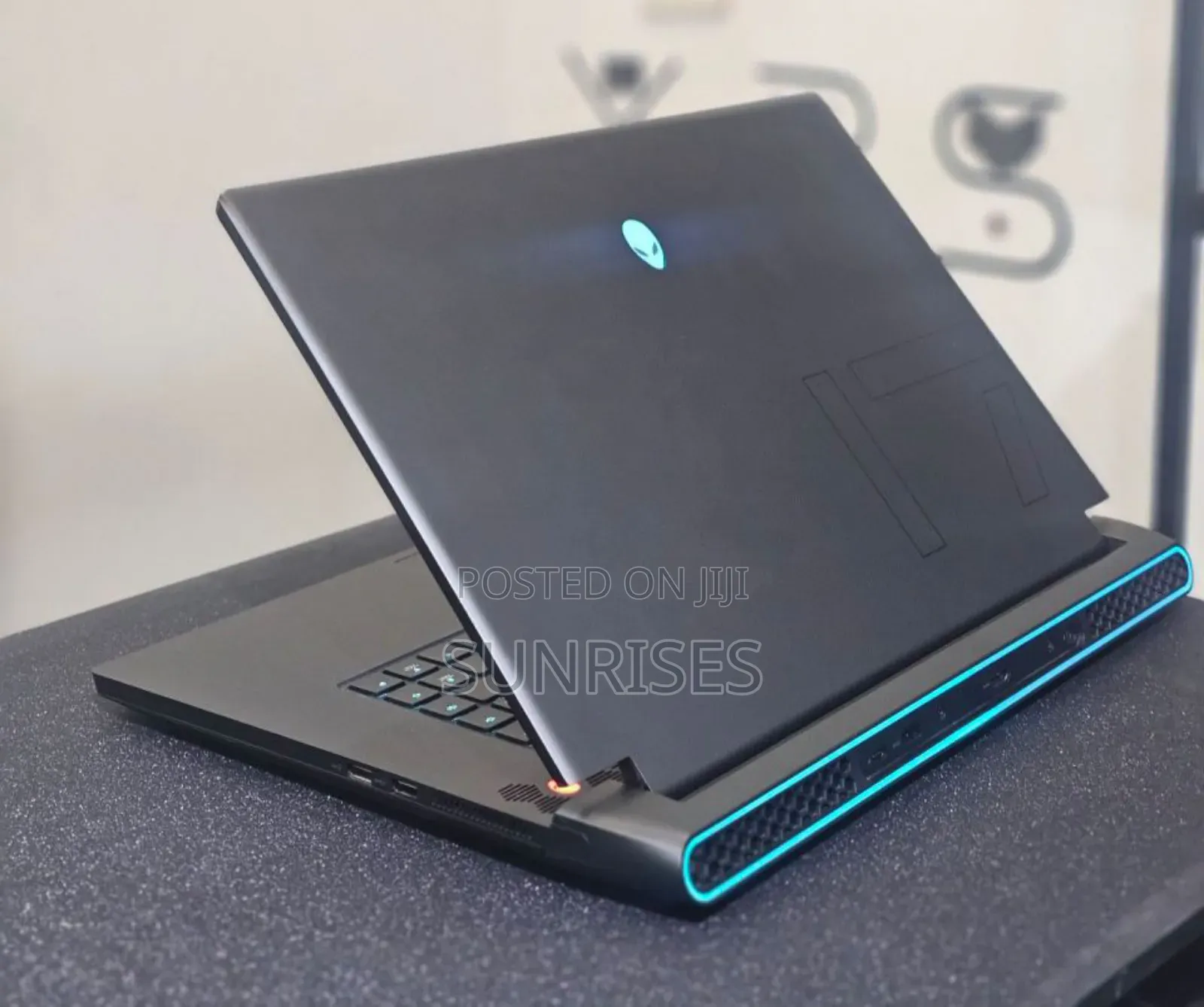 New Laptop Alienware M17x R2 16GB AMD Ryzen 7 SSD 1T