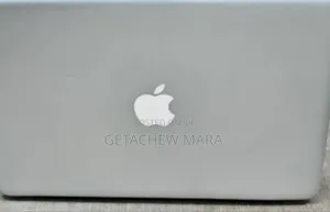 Photo - New Laptop Apple MacBook 2012 6GB Intel Core I5 SSD 256GB
