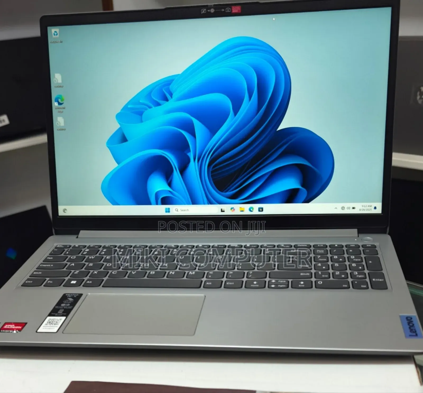 New Laptop Lenovo Ideapad 3 16GB AMD Ryzen 5 SSD 512GB