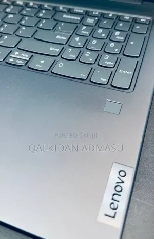 New Laptop Lenovo Yoga 7i 16GB Intel Core I7 SSD 512GB