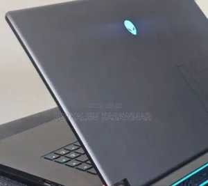 Photo - New Laptop Alienware M17x R2 16GB AMD Ryzen 7 SSD 1T