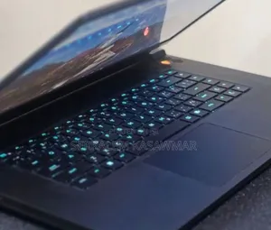 New Laptop Alienware M17x R2 16GB AMD Ryzen 7 SSD 1T
