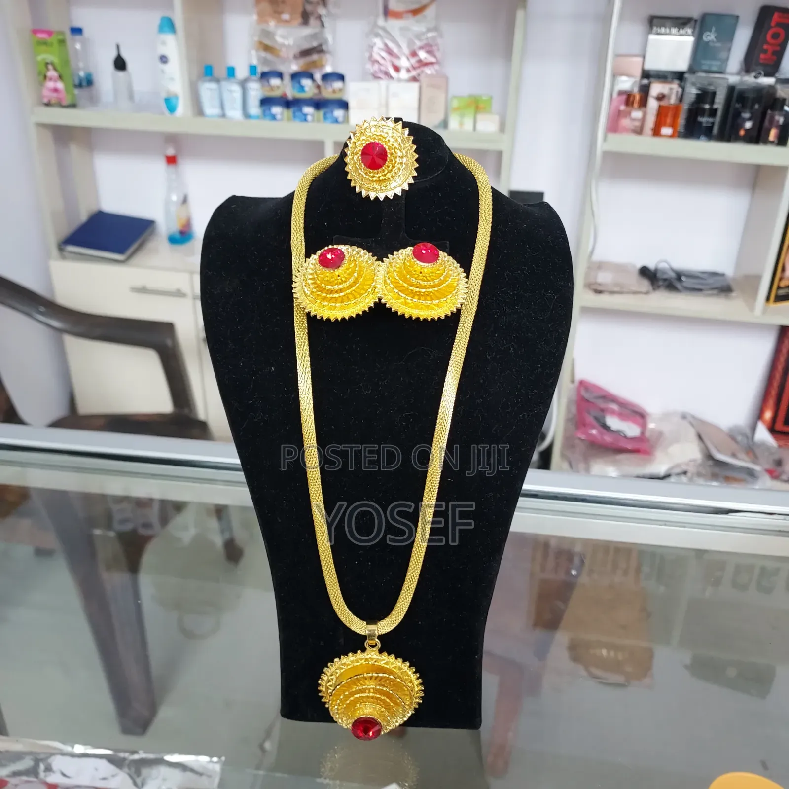 Beautiful Traditional Gold-Plated Jewelry Sets – Necklace, Earrings