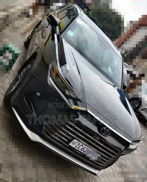 Toyota Grand Highlander Hybrid 2024 Blue