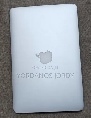 New Laptop Apple MacBook Pro 2015 4GB Intel Core I5 SSD 128GB