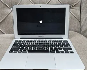 New Laptop Apple MacBook Pro 2015 4GB Intel Core I5 SSD 128GB