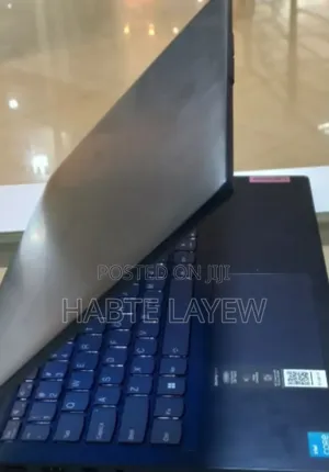 New Laptop Lenovo Ideapad 3 8GB Intel Core I3 SSD 256GB