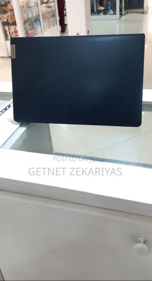 New Laptop Lenovo IdeaPad Y560 8GB Intel Core I3 SSD 256GB