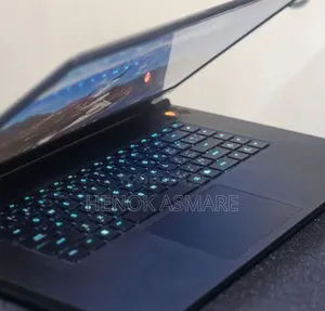 Photo - New Laptop Dell Allienware M18 R1 16GB AMD Ryzen 7 SSD 1T