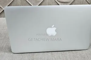 New Laptop Apple MacBook 2015 4GB Intel Core I5 SSD 128GB