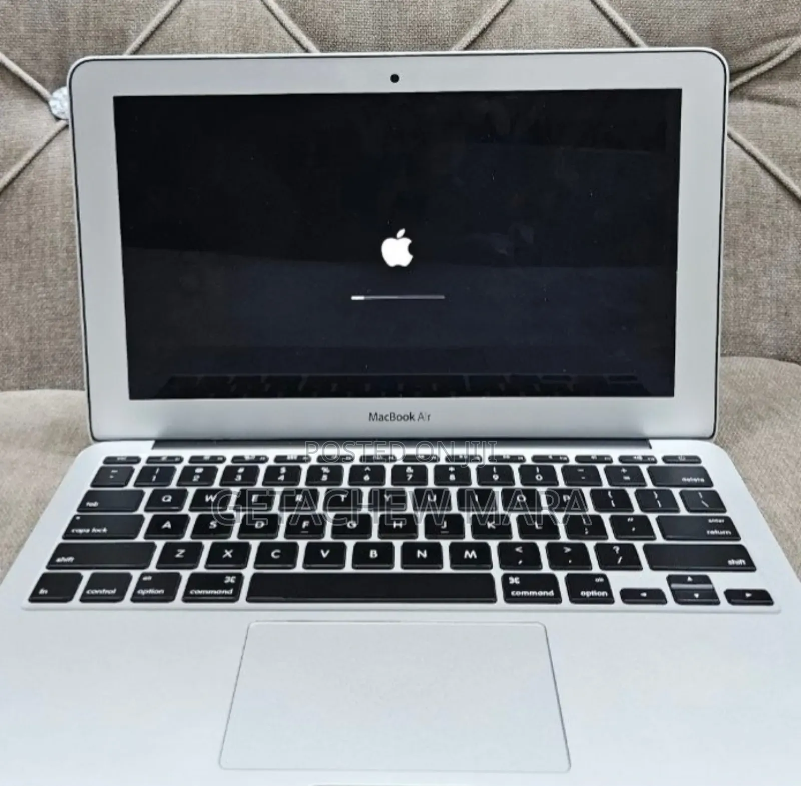 New Laptop Apple MacBook 2015 4GB Intel Core I5 SSD 128GB