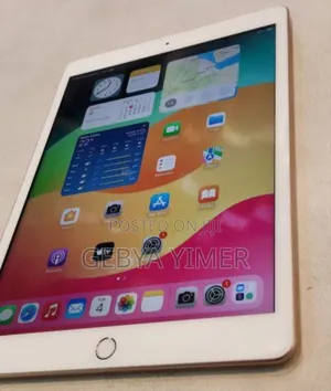 Photo - New Apple iPad 10.2 (2019) 128 GB Silver