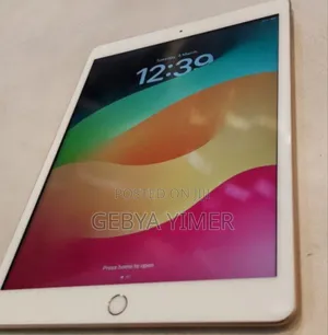 New Apple iPad 10.2 (2019) 128 GB Silver