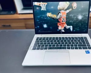 New Laptop HP EliteBook 840 G8 16GB Intel Core I7 SSD 512GB