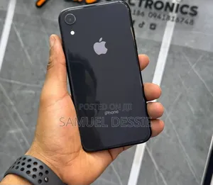 New Apple iPhone XR 64 GB